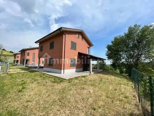 Villa in vendita a Lu e Cuccaro Monferrato