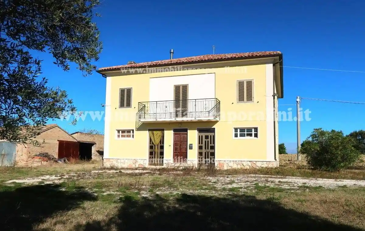 Rustico - Casale in vendita a Recanati