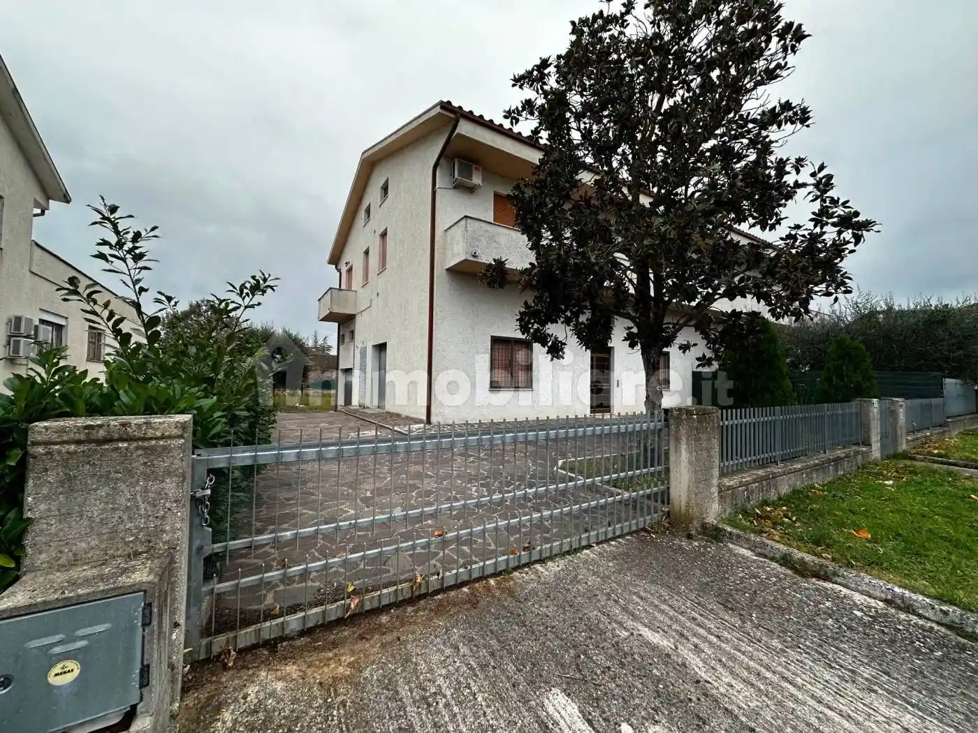 Casa indipendente in vendita a Fossombrone