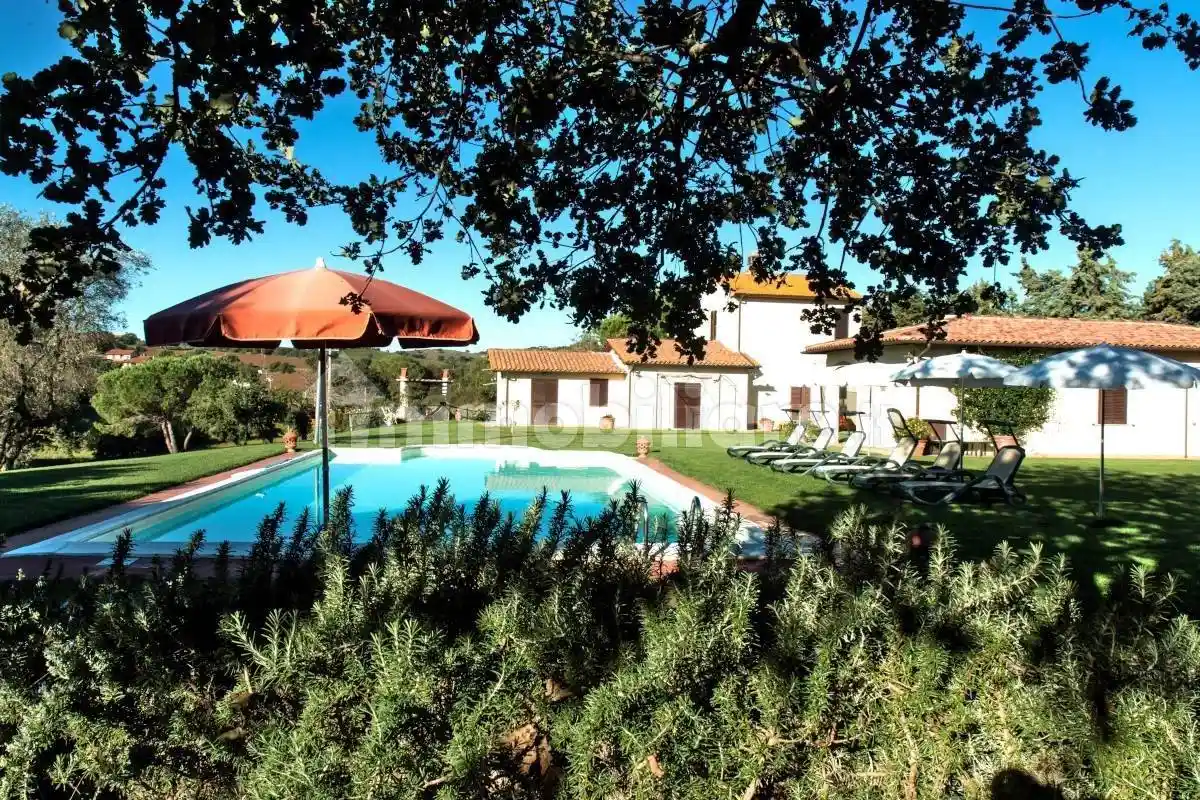 Rustico - Casale in vendita a Magliano in Toscana