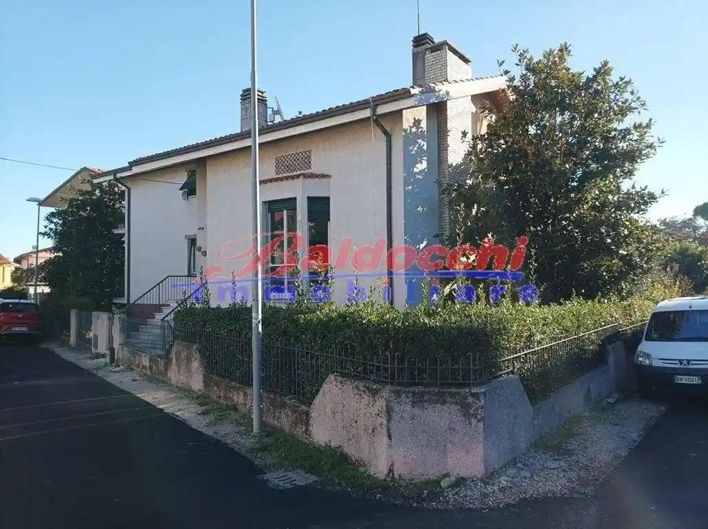 Villa in vendita a Fano