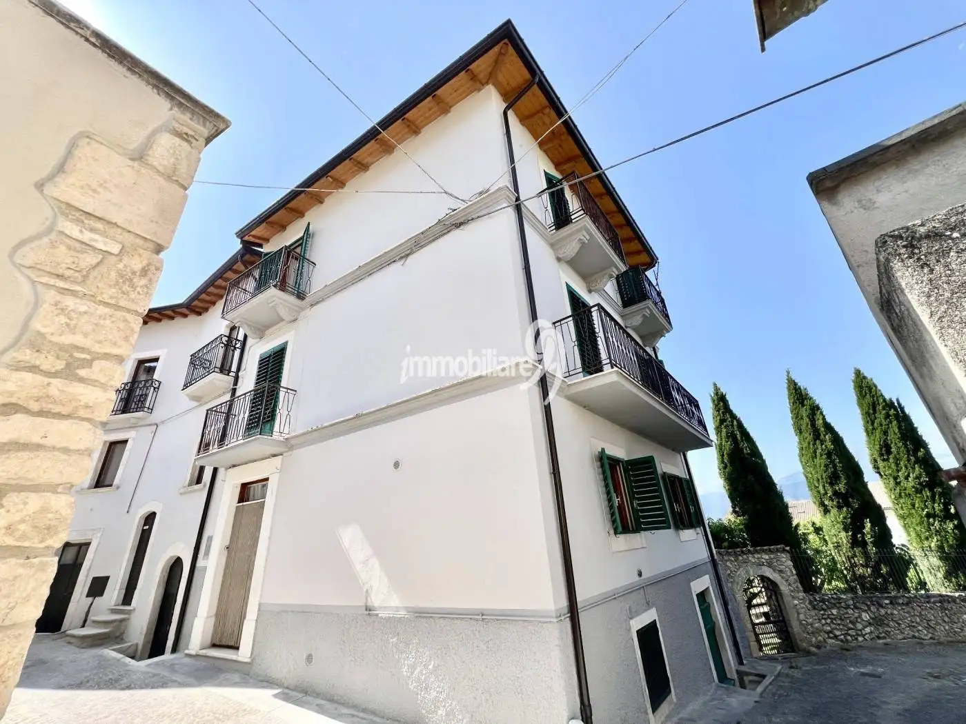 Casa indipendente in vendita a Poggio Picenze