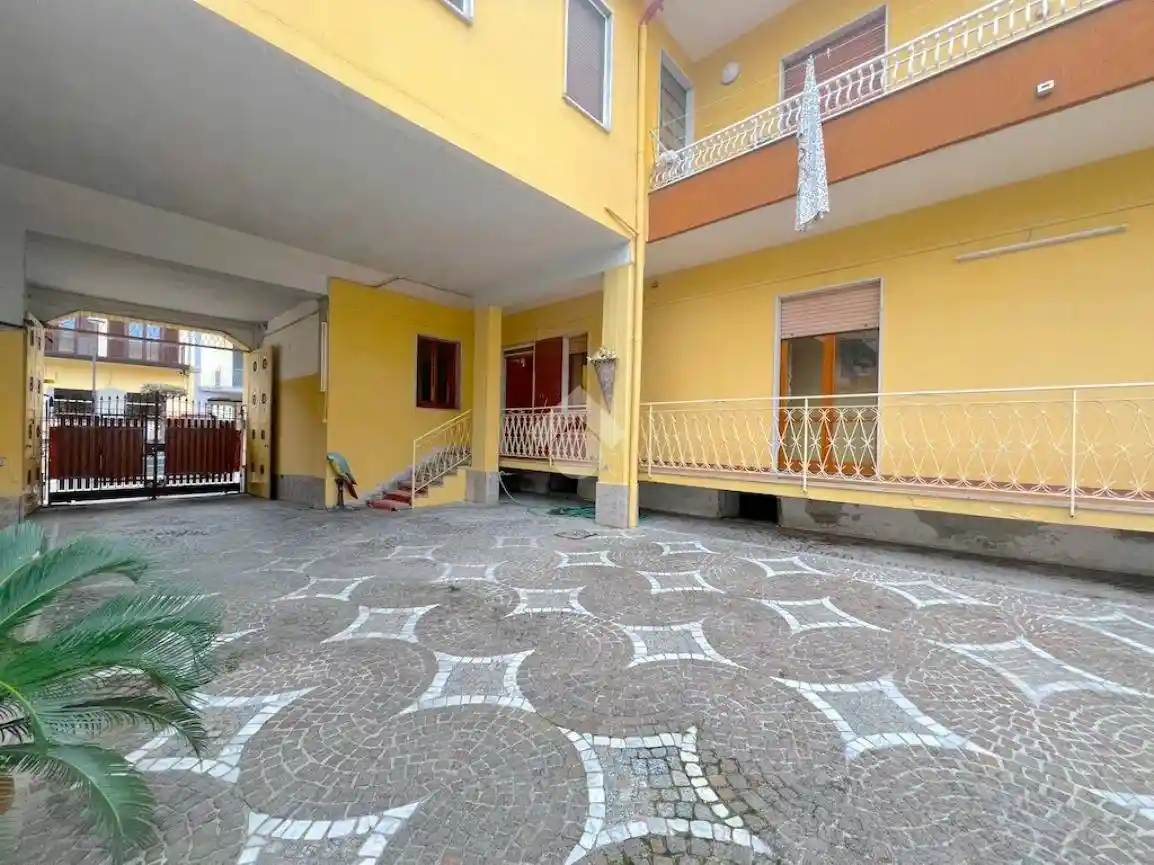 Palazzo - Edificio - foto 2