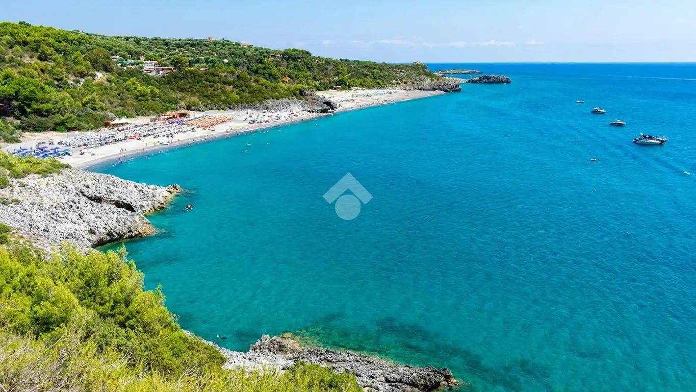 Casa indipendente in vendita a Camerota