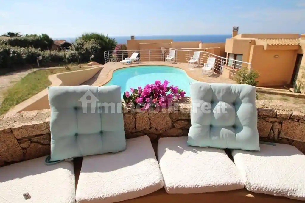 Villa in vendita a Trinità d'Agultu e Vignola