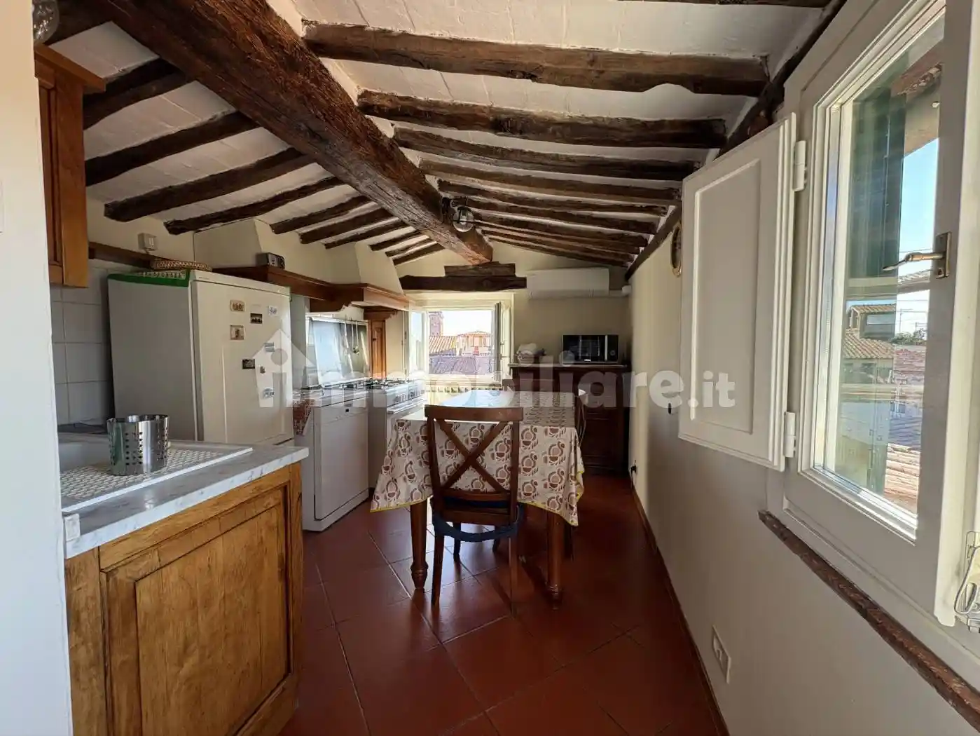 Appartamento in vendita a Lucca