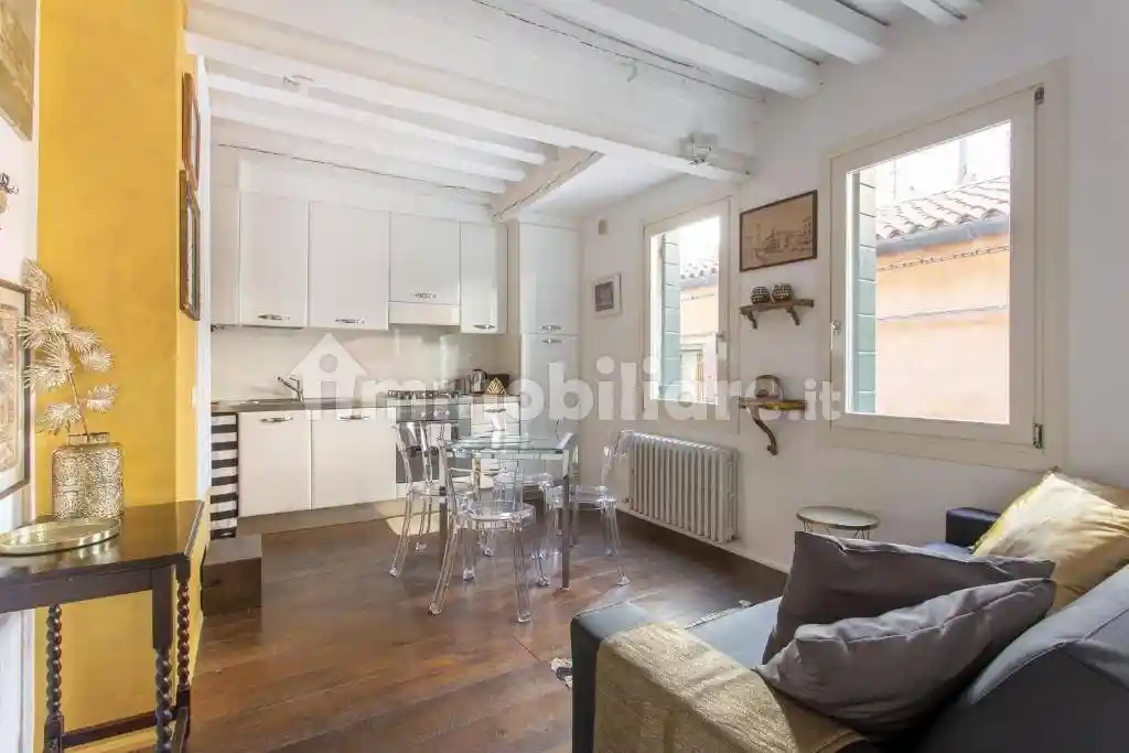 Appartamento in vendita a Venezia