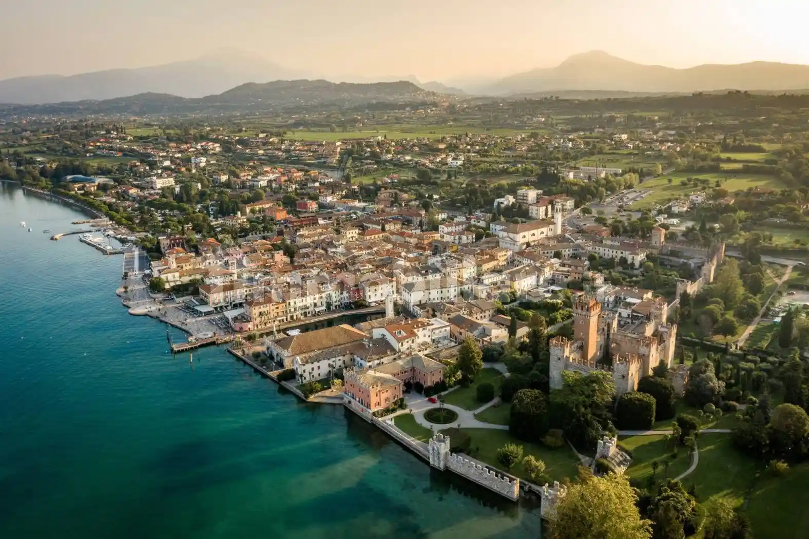 Villa in vendita a Lazise