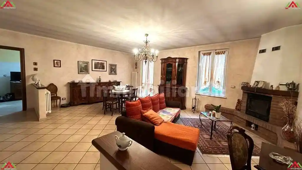 Villa unifamiliare Strada Acqui 142, Cabanette, Alessandria - foto 2