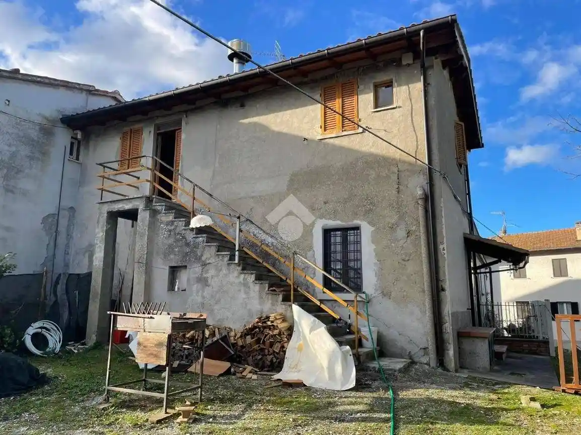 Casa indipendente in vendita a Gubbio