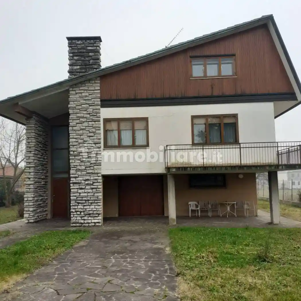 Villa in vendita a Montecchio Maggiore