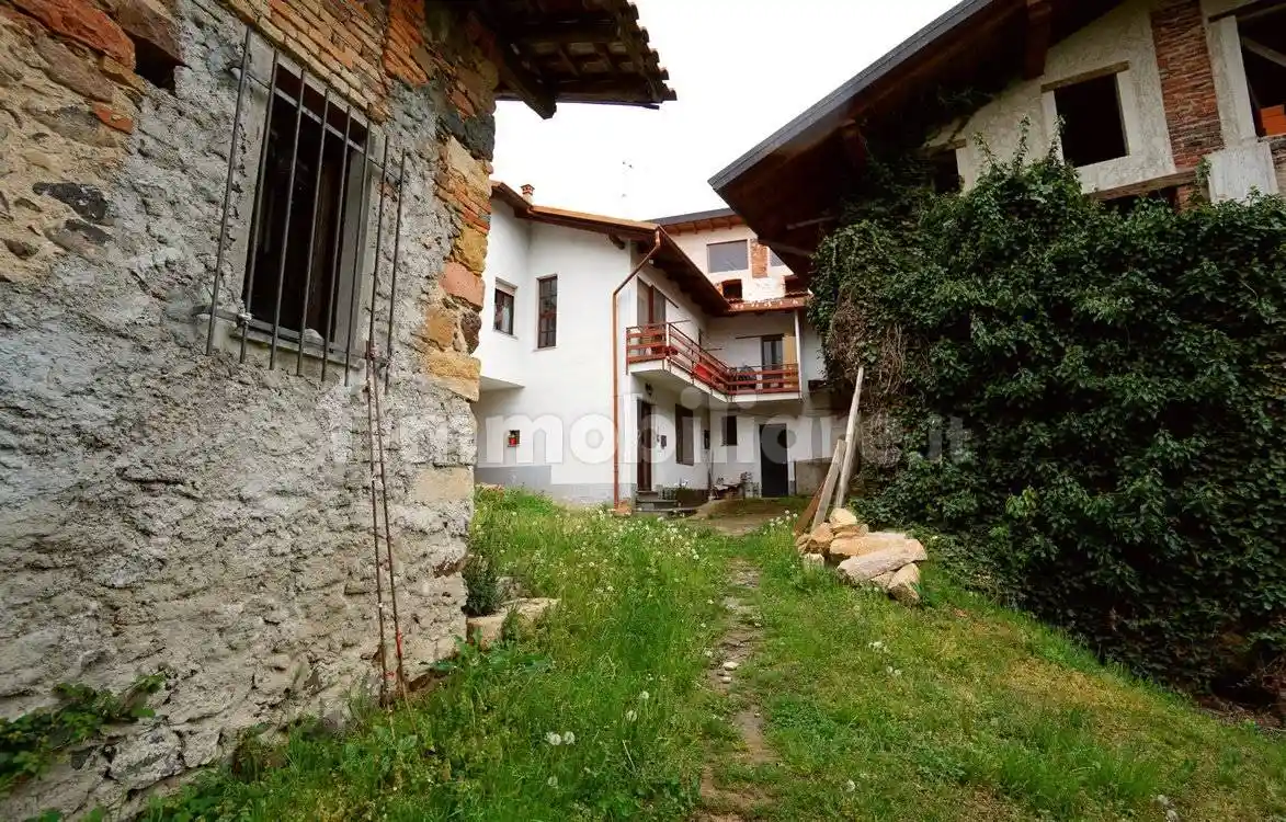 Villa a schiera Cantone Cascina 20, San Martino, Curino - foto 3