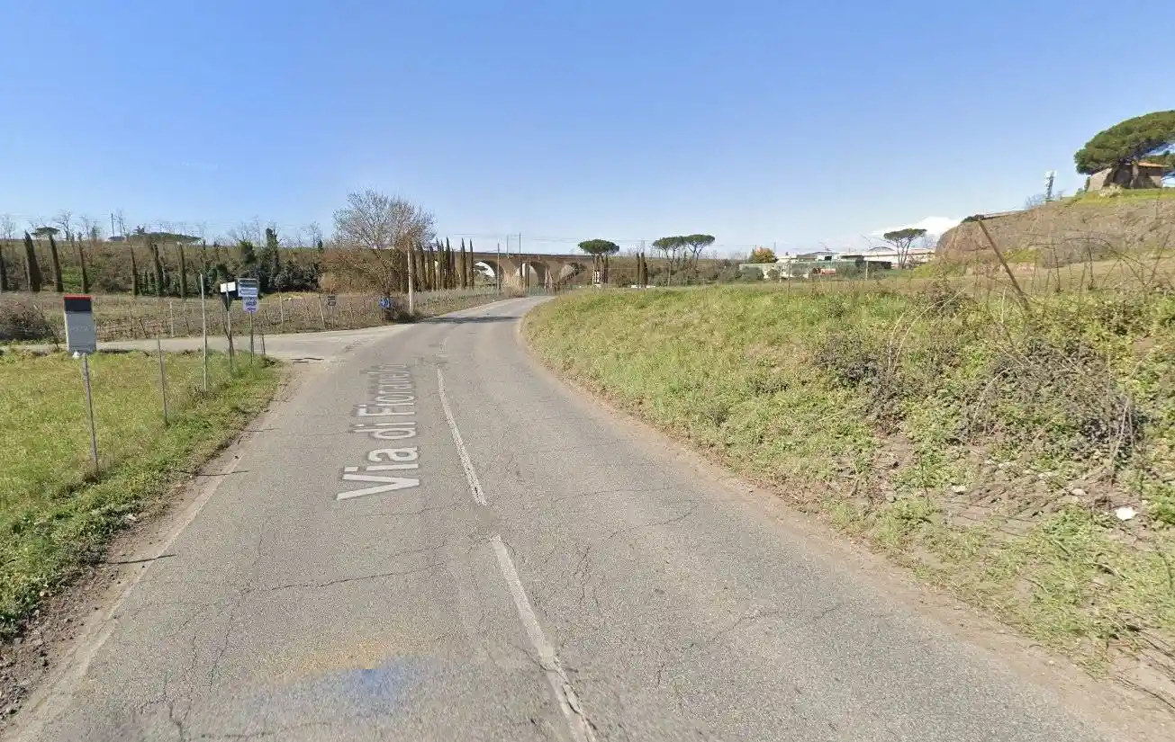 Casale via della Marrana di Santa Fresca, Divino Amore, Roma - foto 2