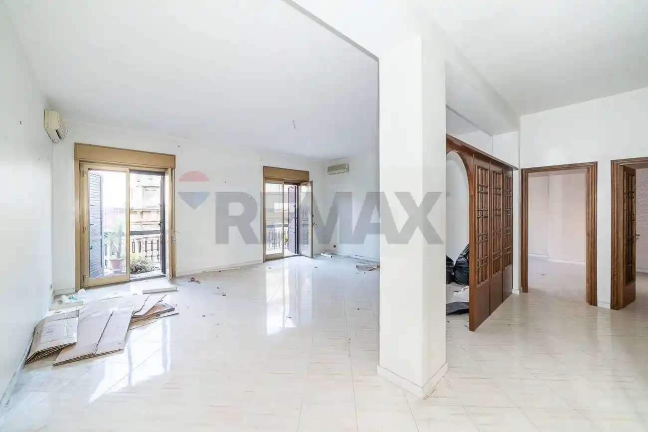 Appartamento in vendita a Aci Catena