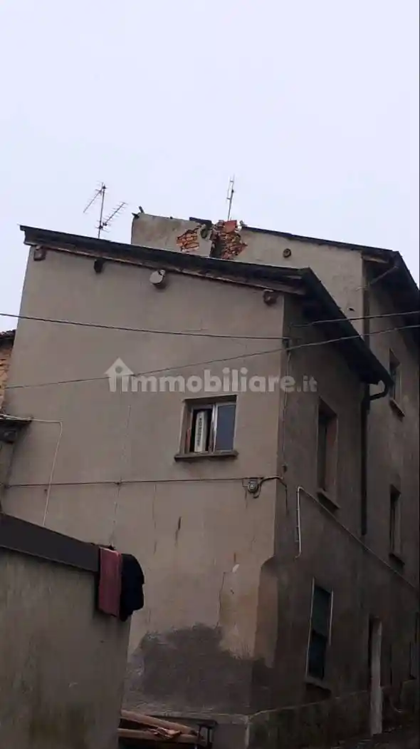 Appartamento in vendita a Montù Beccaria