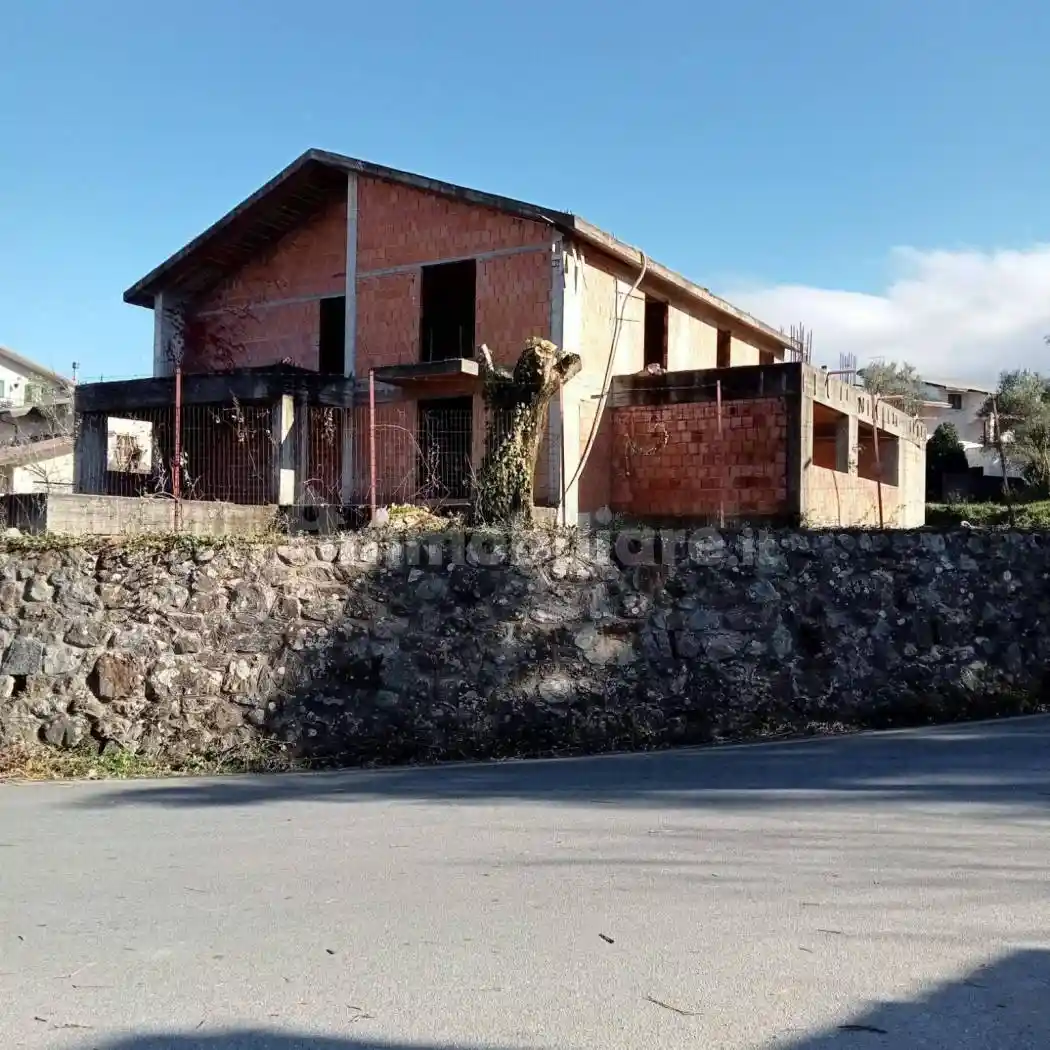 Villa in vendita a Oppido Mamertina
