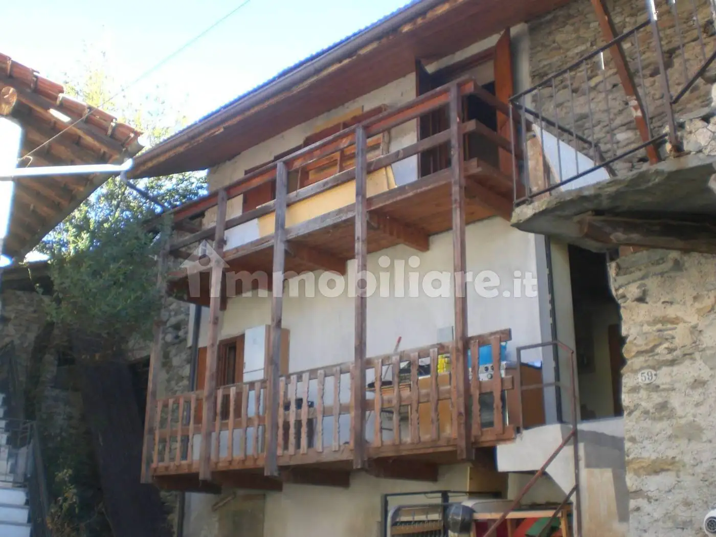 Casa indipendente in vendita a Mattie