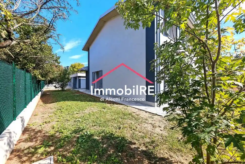 Villa in vendita a Reggio Emilia