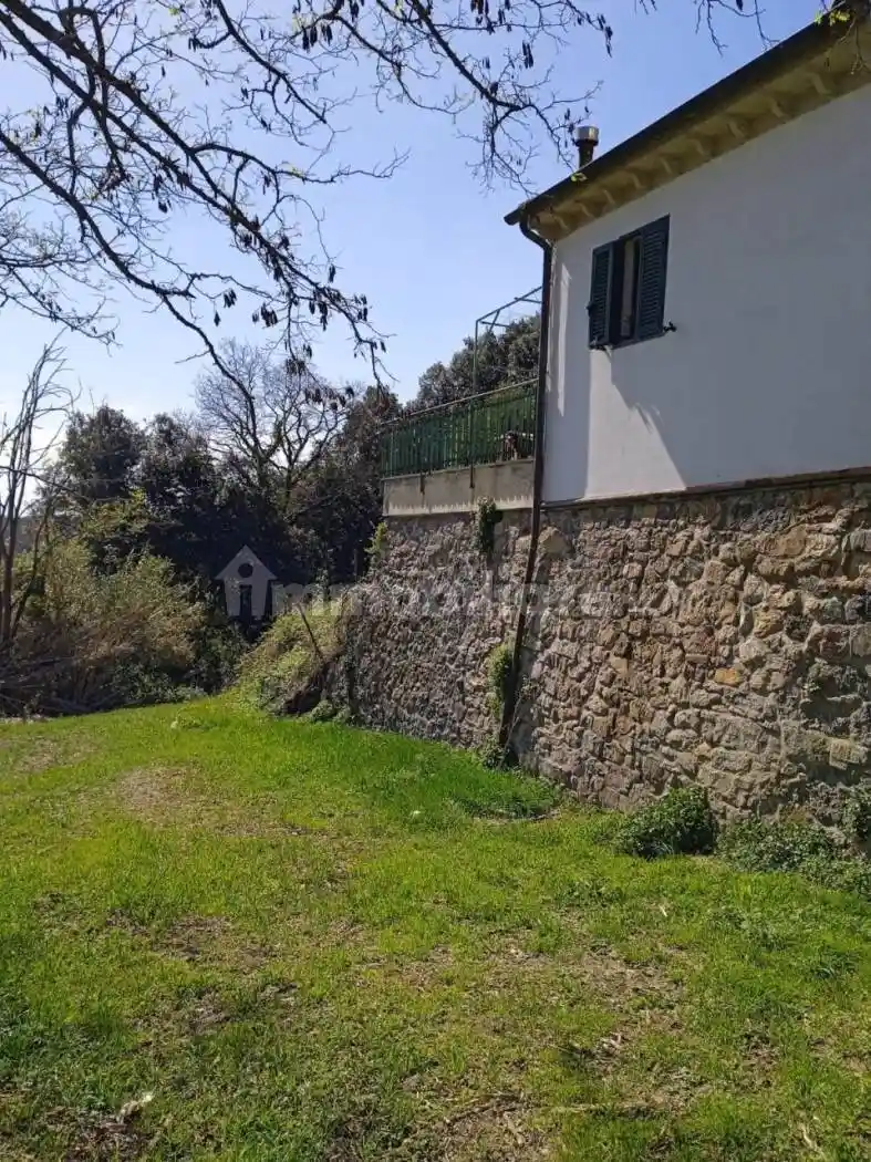 Appartamento in vendita a Collesalvetti