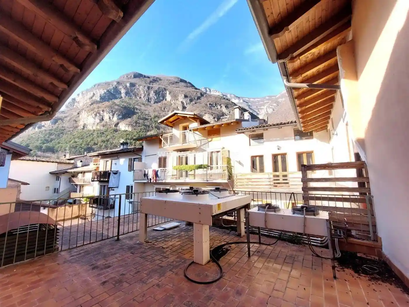 Villa in vendita a Ala