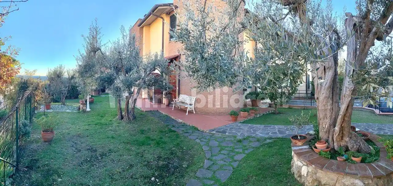 Villa in vendita a Rosignano Marittimo