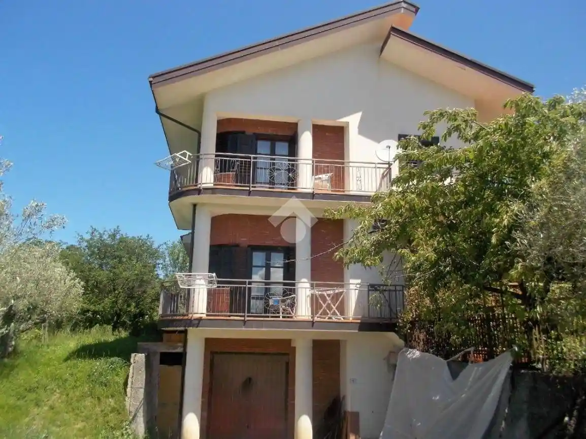 Villa unifamiliare via Domenico Martire 3, Castrolibero - foto 2