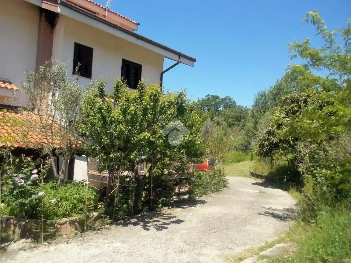 Villa unifamiliare via Domenico Martire 3, Castrolibero - foto 4