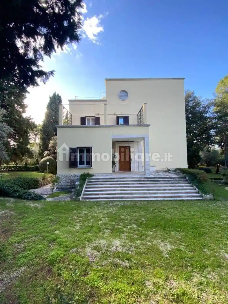 Villa in vendita a Tivoli