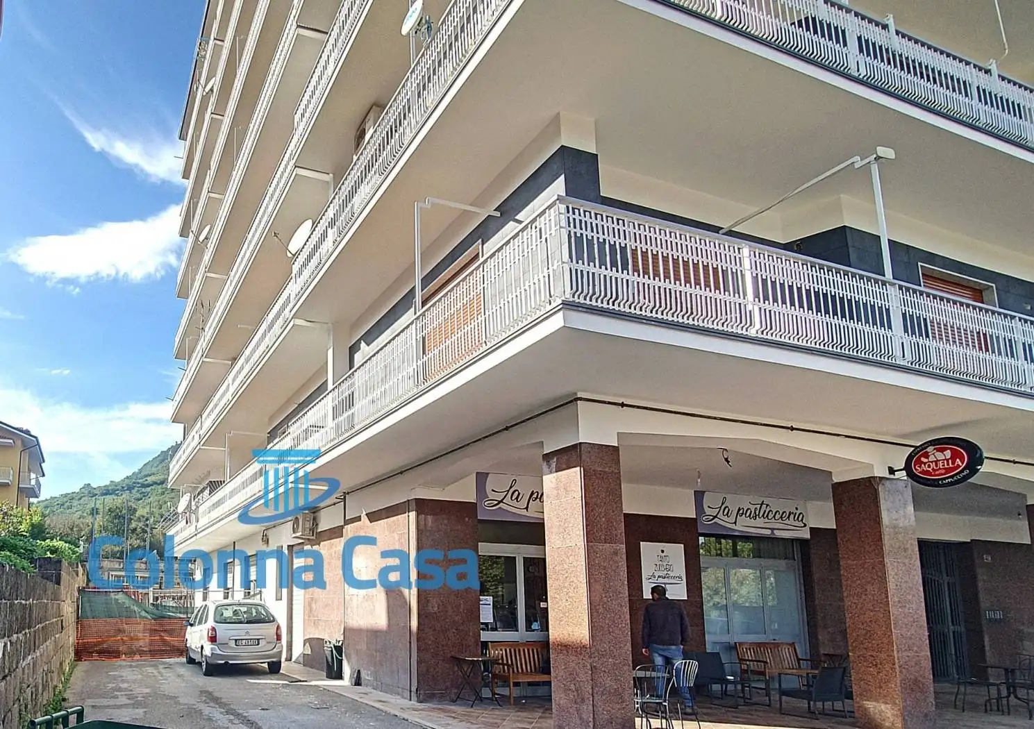 Trilocale da ristrutturare, sesto piano, Contrada - foto 3