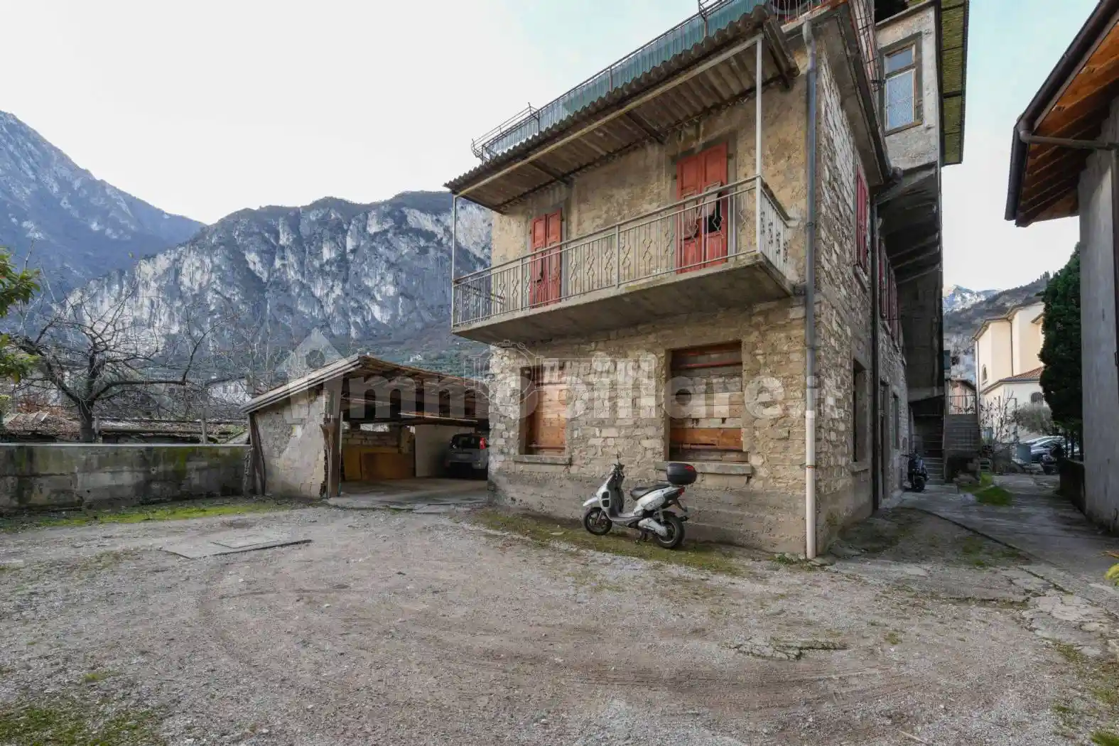 Palazzo - Edificio in vendita a Riva del Garda