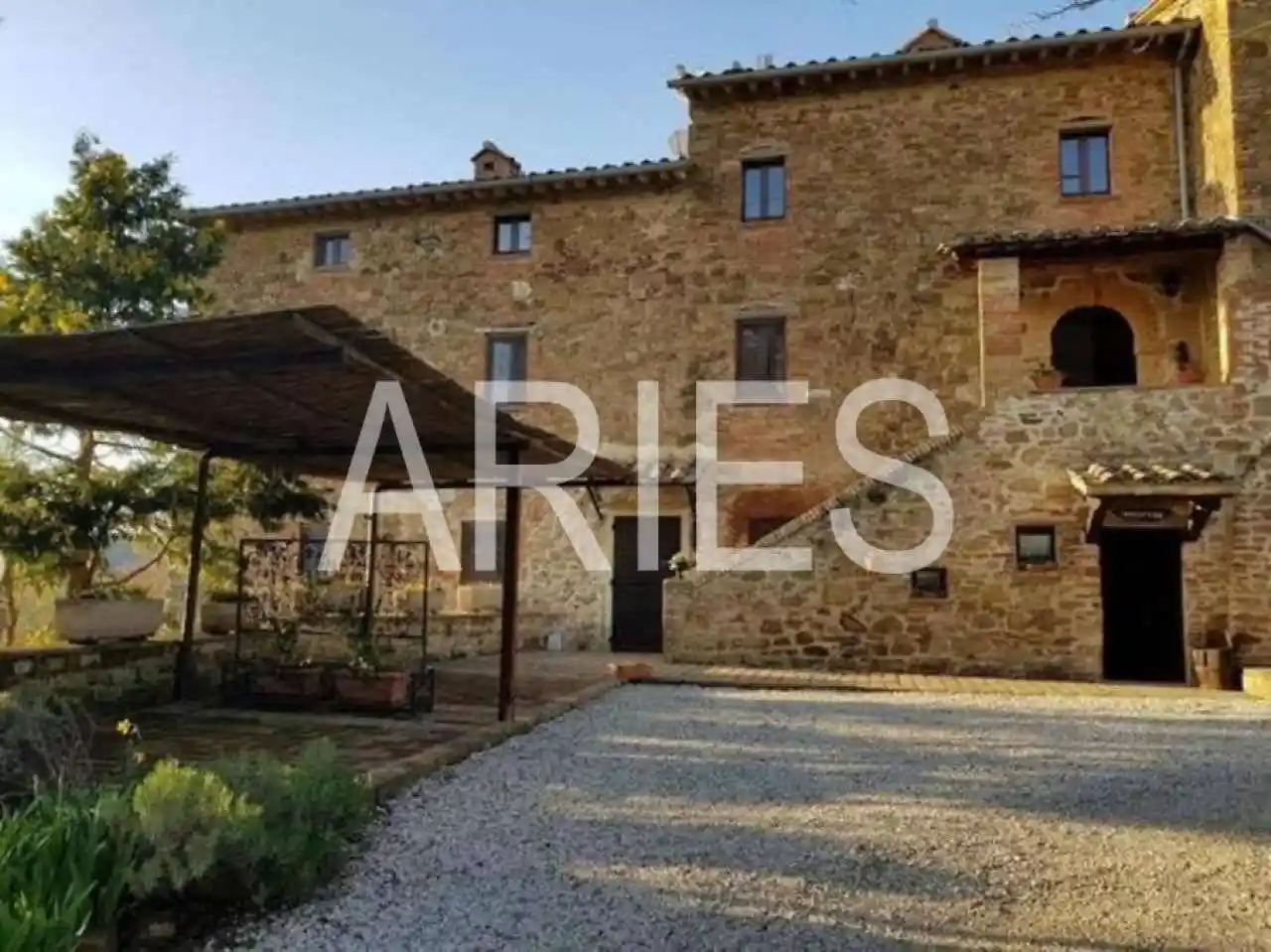 Rustico - Casale in vendita a Umbertide