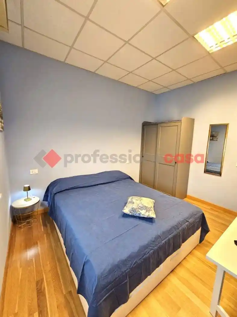 Palazzo - Edificio in Affitto - foto 3