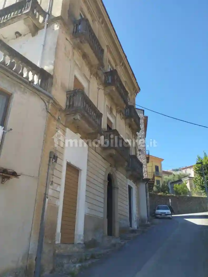 Palazzo - Edificio - foto 2