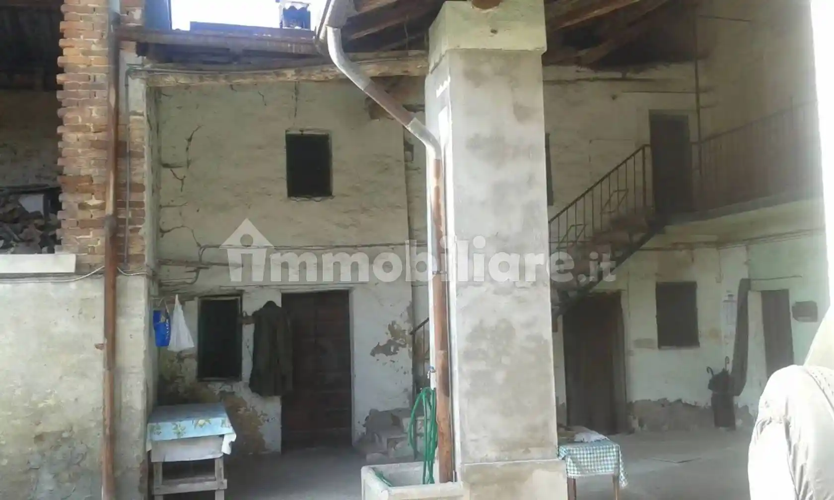 Rustico - Casale in vendita a Palazzo Pignano