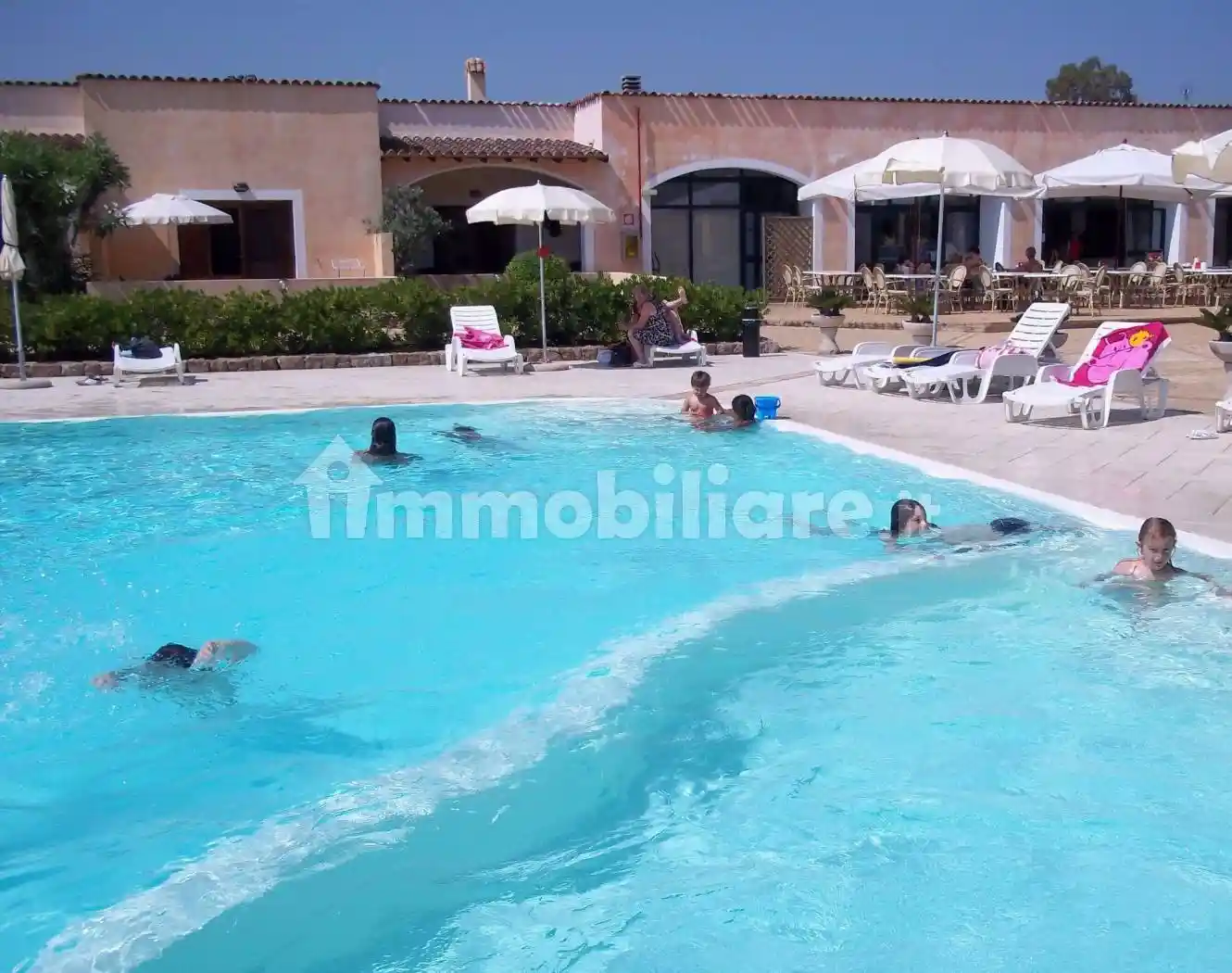 Villa plurifamiliare via Luca Cubeddu, Osseddu, Olbia - foto 2