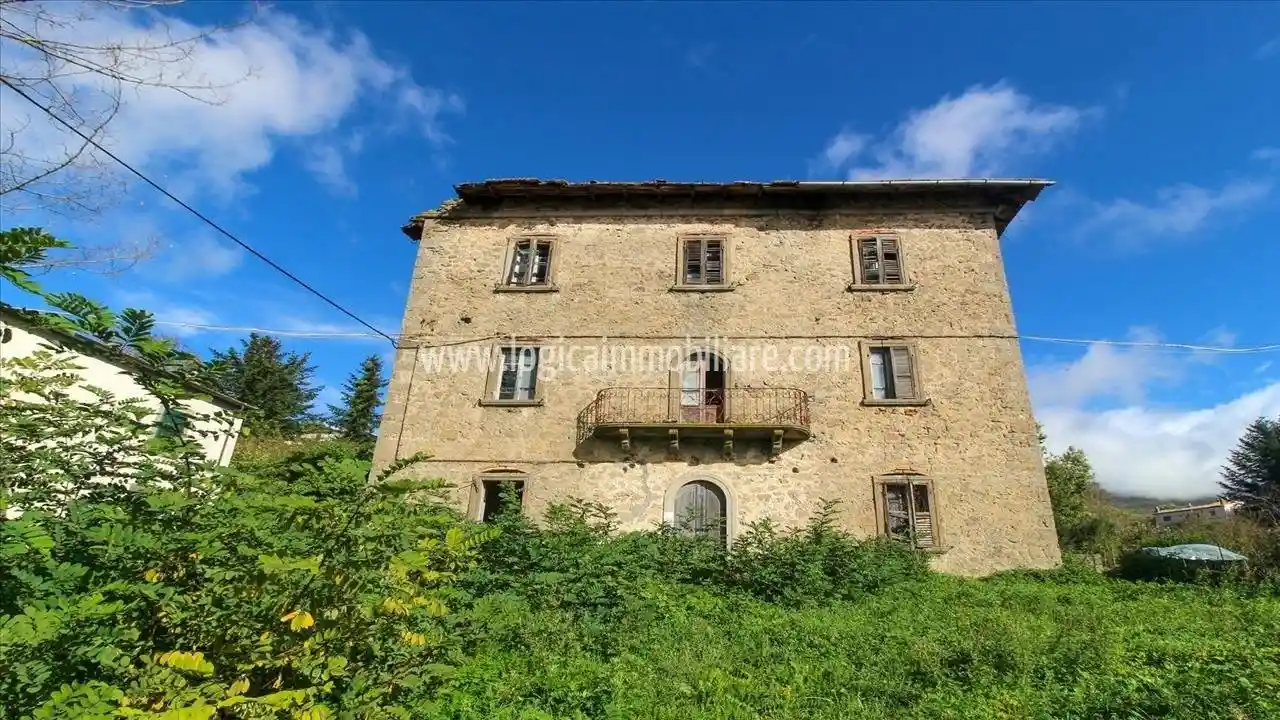 Villa in vendita a Santa Fiora