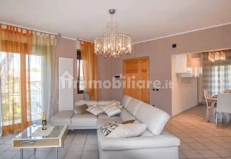 Villa in vendita a Massa