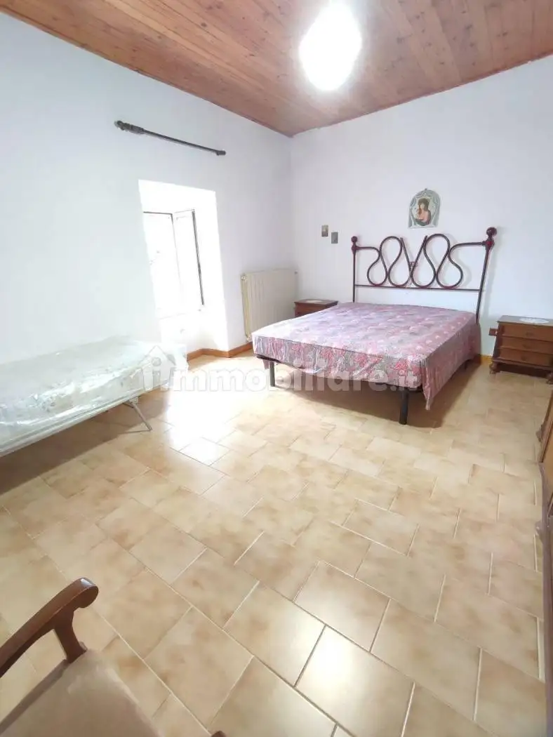 Bilocale via Umberto I 8, Centro, Bisegna