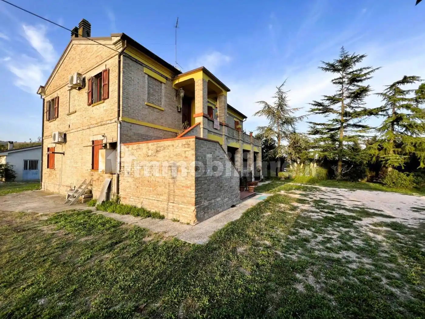 Rustico - Casale in vendita a Fermo