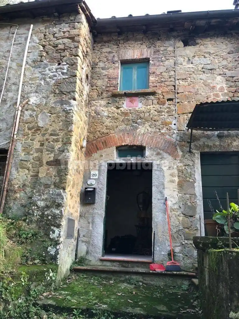Casa indipendente in vendita a Bagni di Lucca