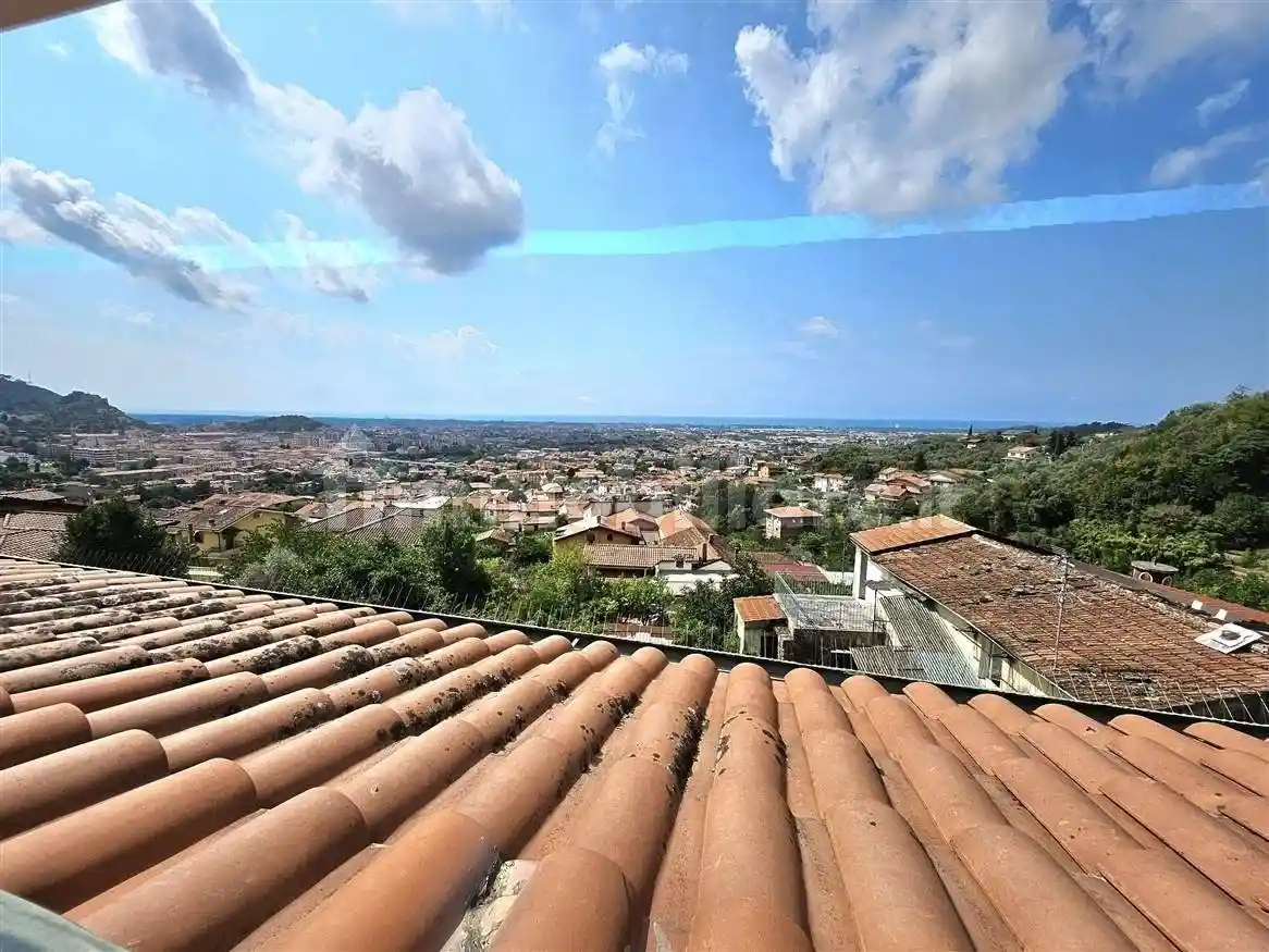 Appartamento in vendita a Massa