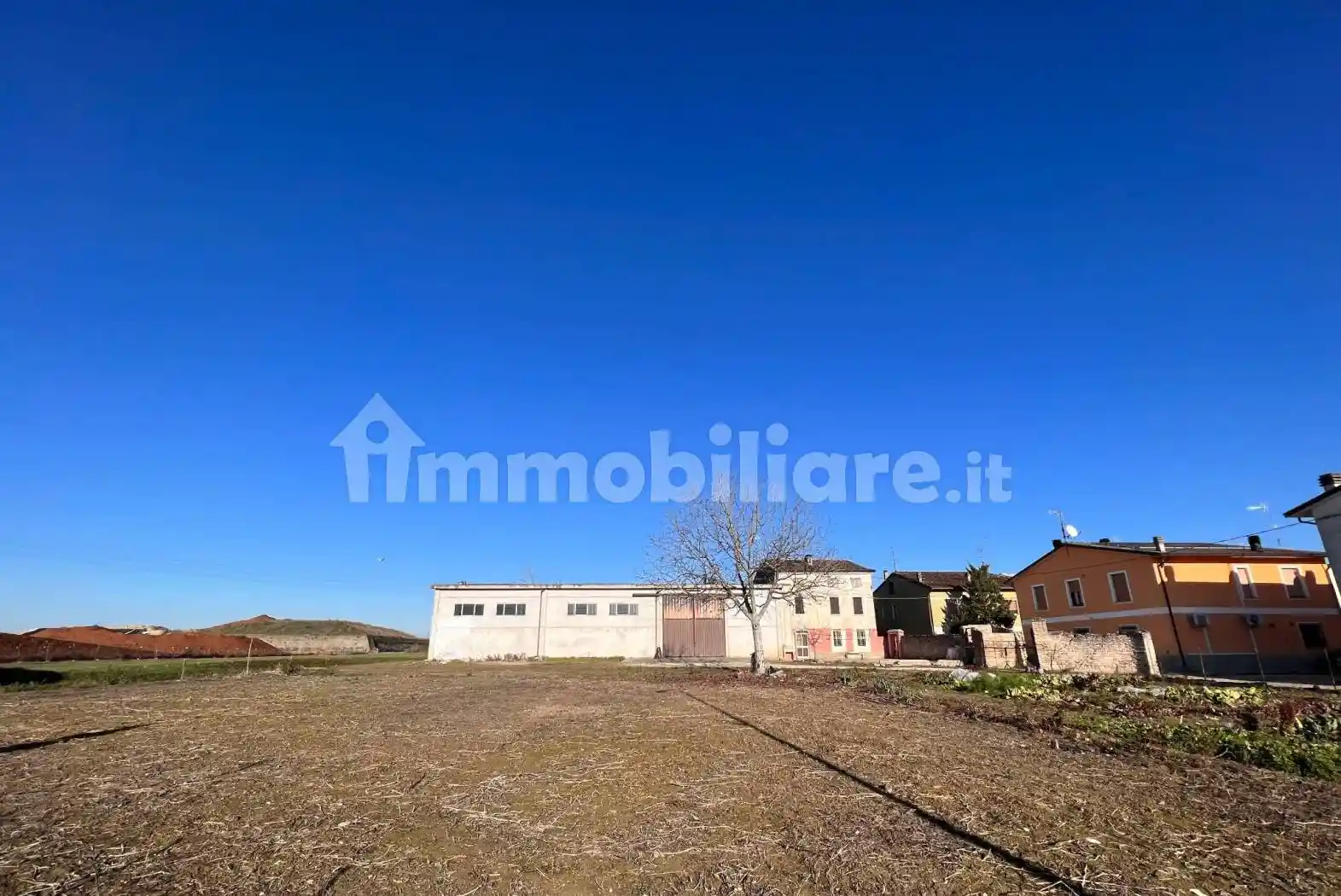 Rustico - Casale in vendita a Asola