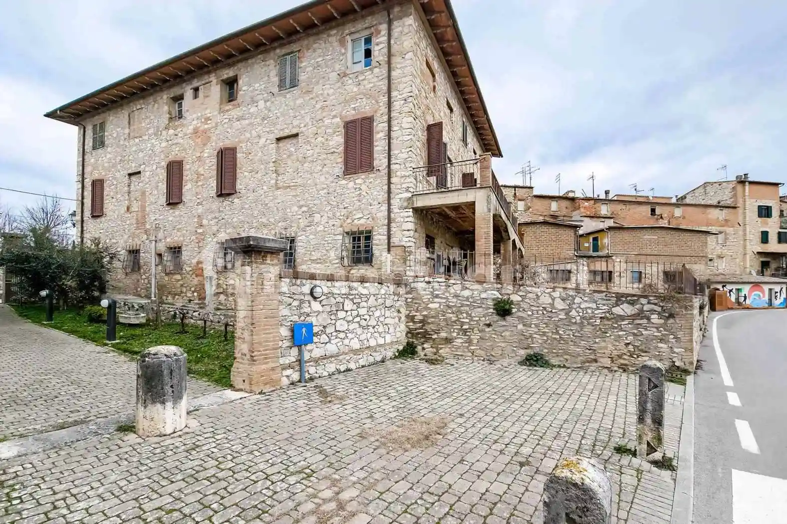 Palazzo - Edificio in vendita a Castelnuovo Berardenga