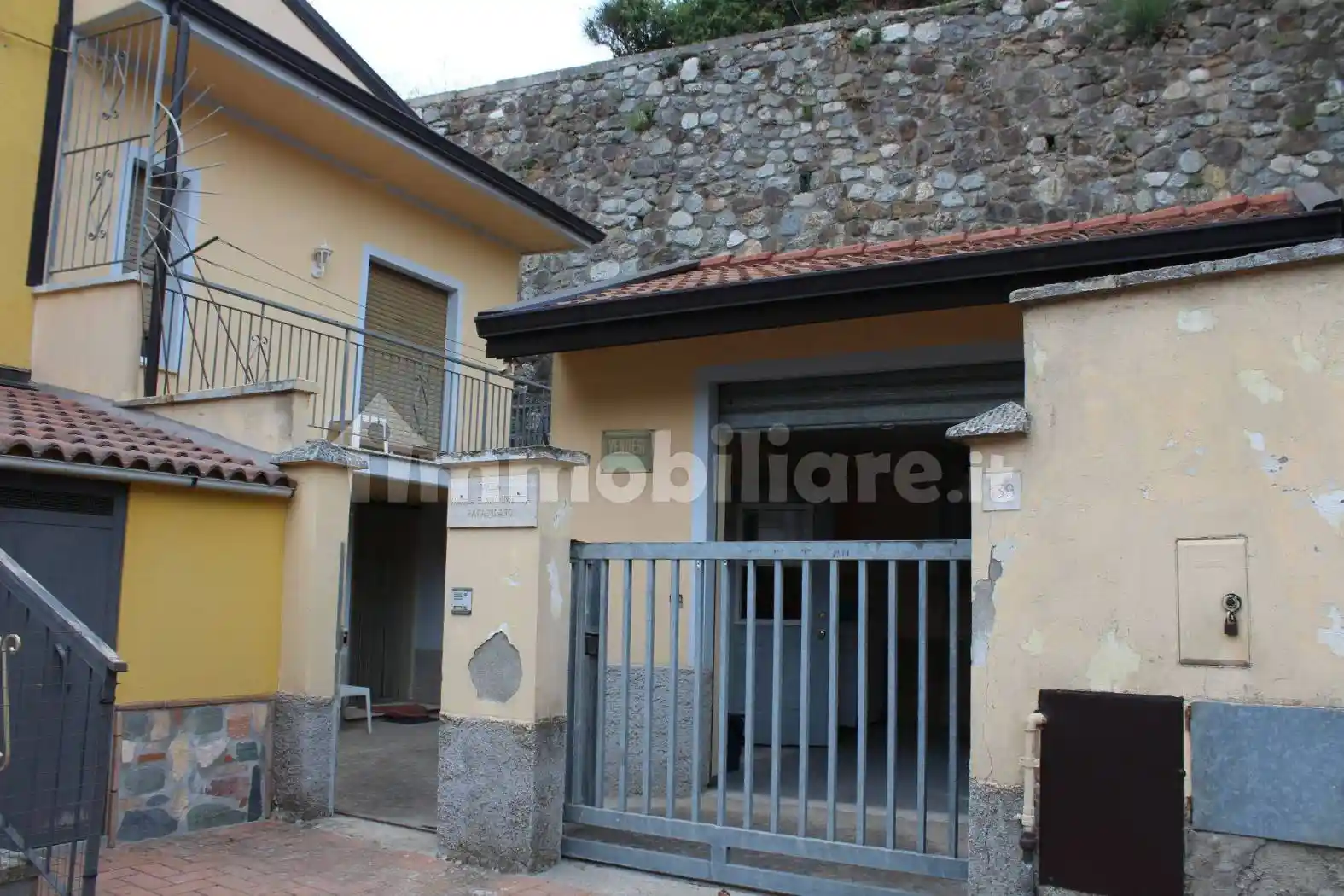 Villa in vendita a Chiaravalle Centrale