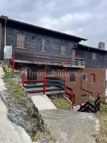 Appartamento in vendita a Teglio