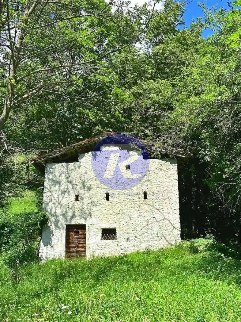 Rustico - Casale in vendita a Dossena