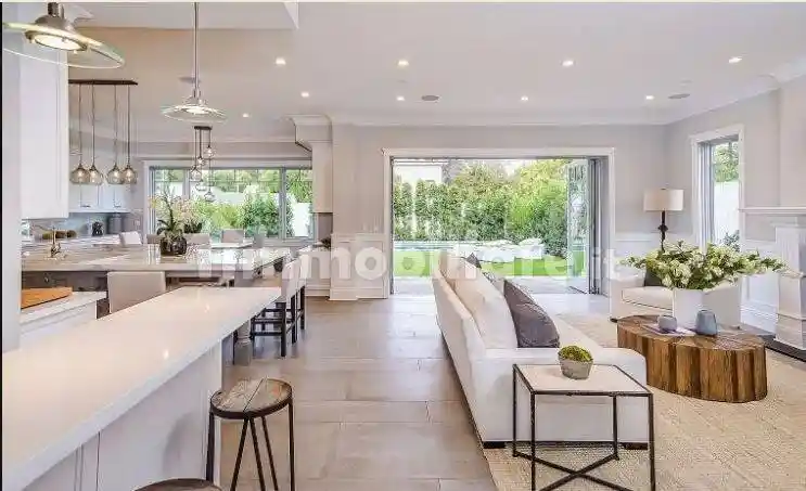 Villa in vendita a Massanzago