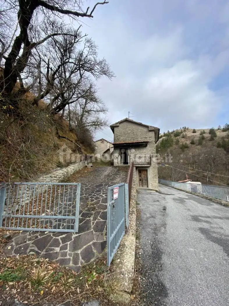 Villa a schiera Località Senatello 35, Casteldelci