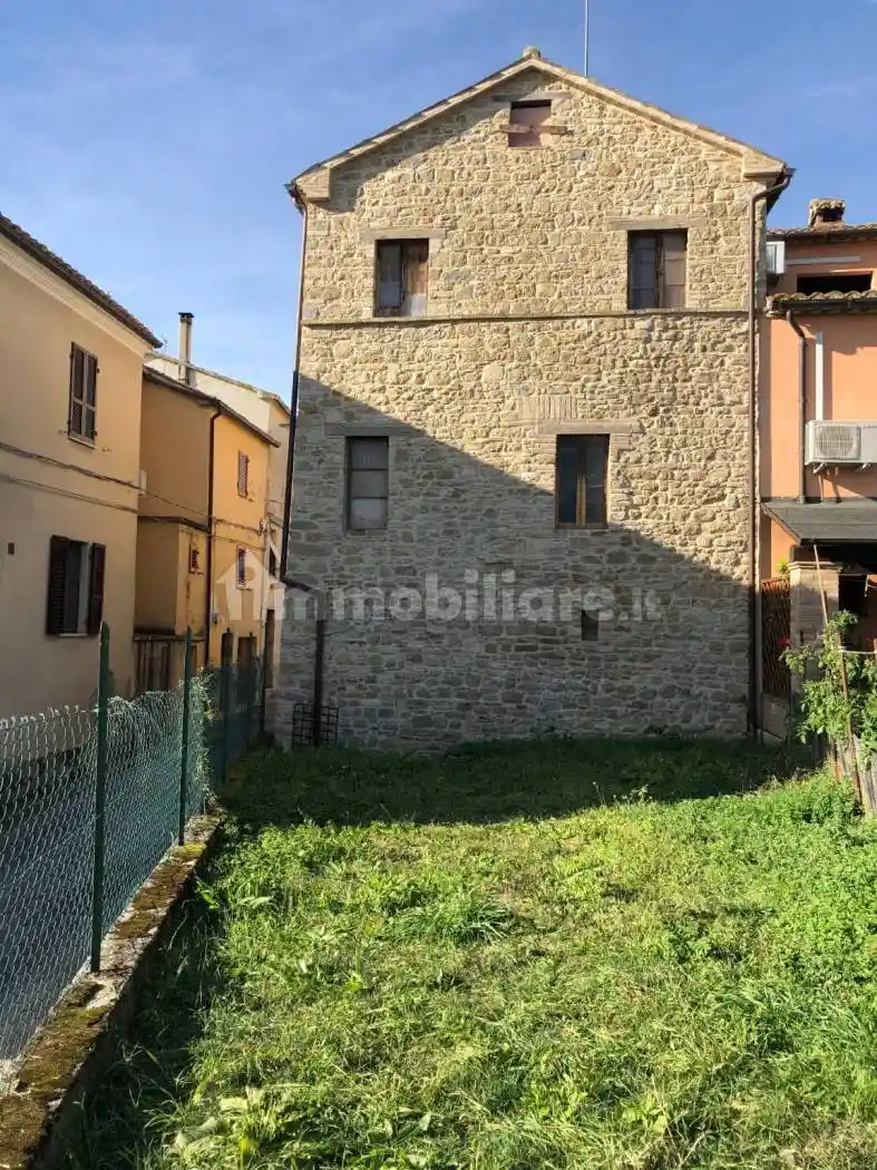 Casa indipendente in vendita a Cingoli