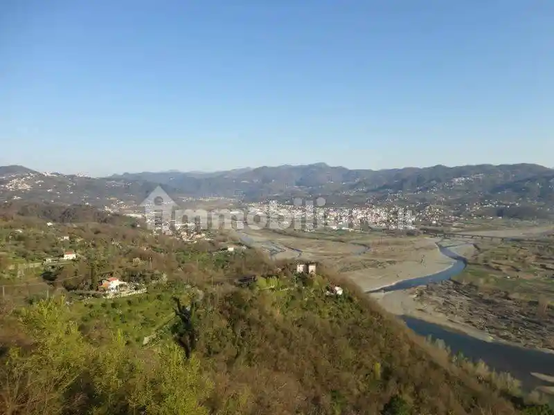 Casa indipendente in vendita a Vezzano Ligure
